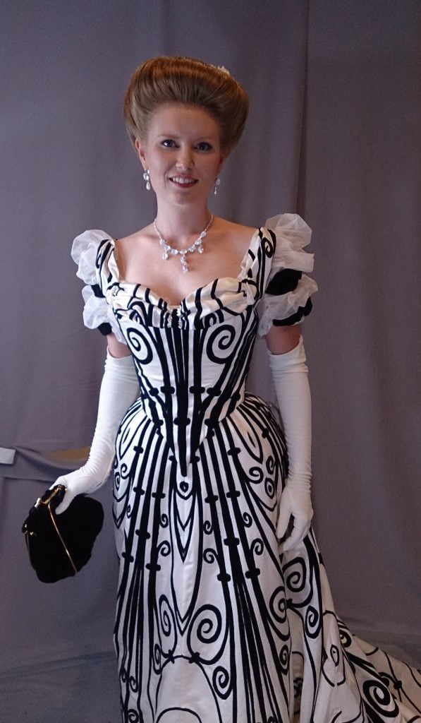 Black and white Worth gown recreation by Cynthia Settje of Redthreaded.com. (c) 2016 Cathy Hay